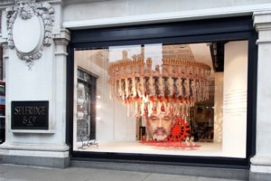 selfridgeslouboutinwindow